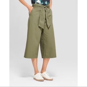 Wide Leg Crop Pants With Tie